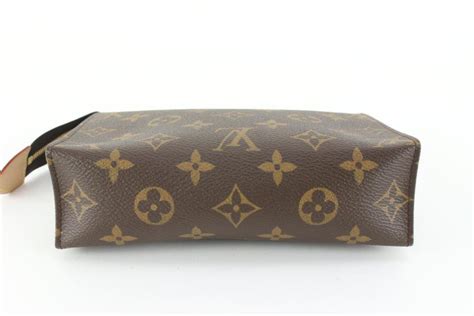 louis vuitton toiletry pouch 19 discontinued